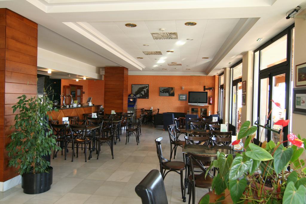 Hotel Cristina Noreña Exterior foto